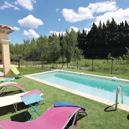 3 Bedroom Amazing In Holiday home Monteux
