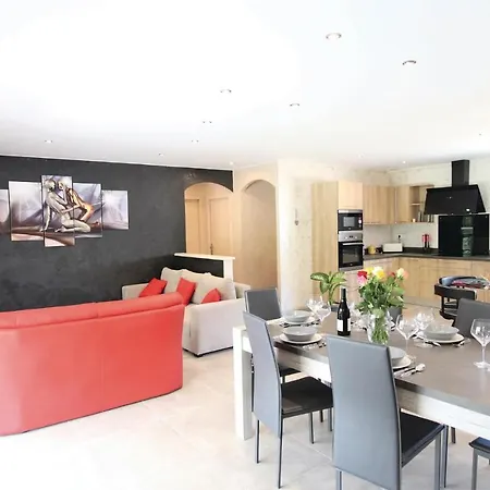 Holiday home 3 Bedroom Amazing In